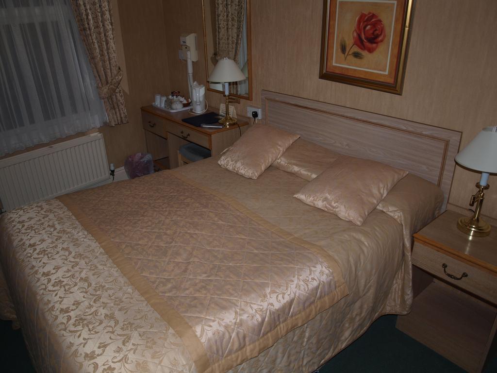 Villa Venezia Birkenhead Oda fotoğraf