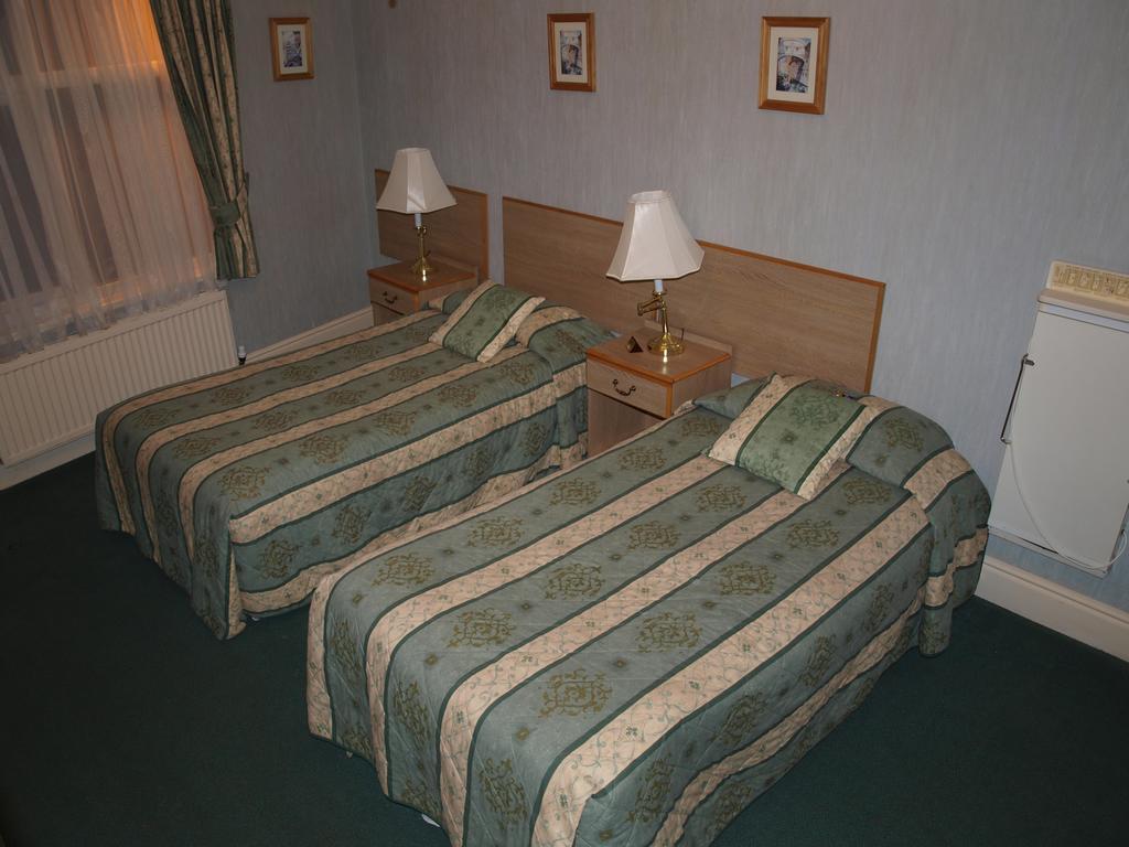 Villa Venezia Birkenhead Oda fotoğraf